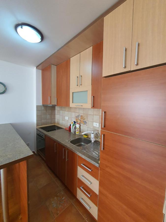 Oksana Apartment Podgorica Exterior foto